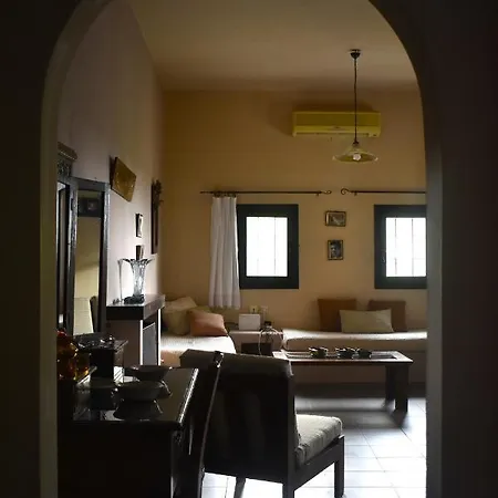 Holiday home Punentes House Keratokampos